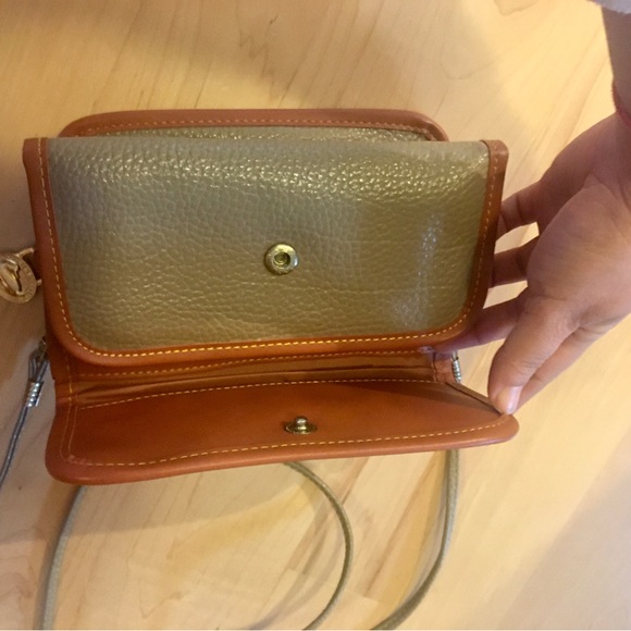 Authentic vintage crossbody or clutch - Picture 4 of 11